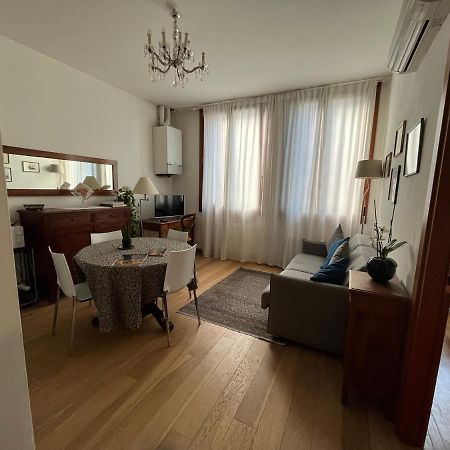 Elegant Apartment Vicenza Exterior foto