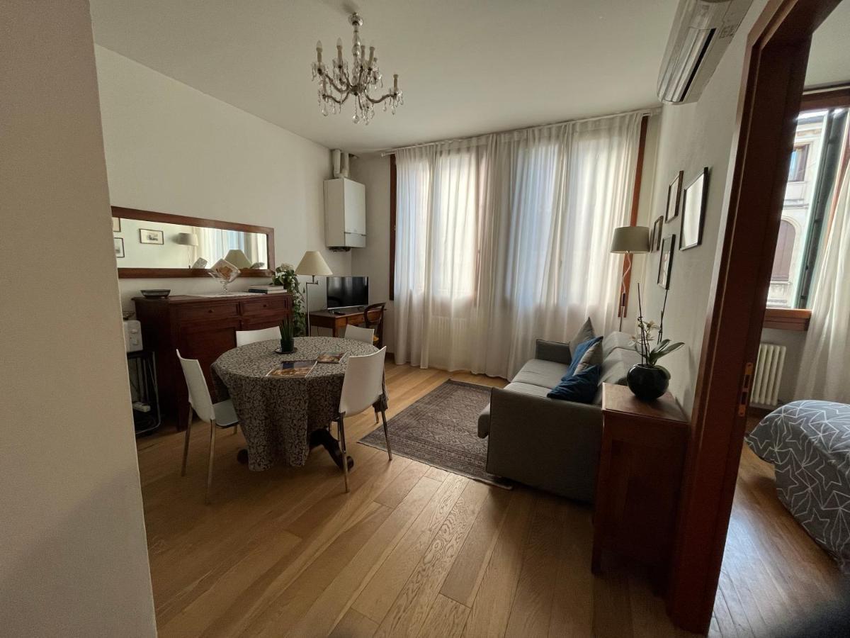 Elegant Apartment Vicenza Exterior foto